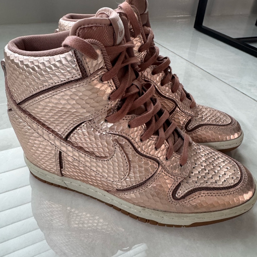 Nike Women's Metallic Rose High-Top Sneakers